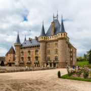 Visite guidée des extérieurs du Château de La Clayette